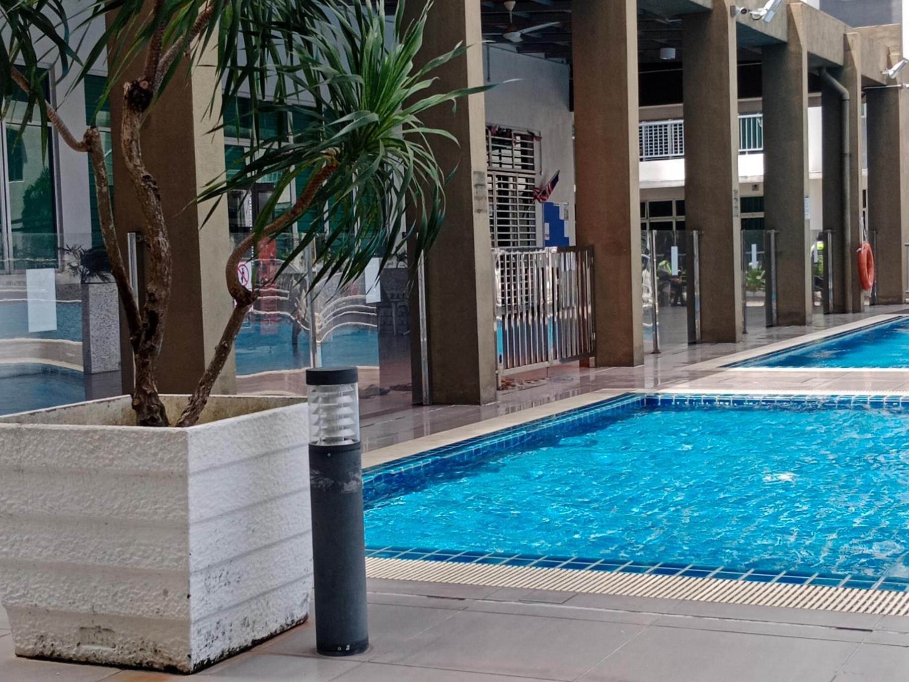 Muslim Homestay At Meru Ipoh Exterior photo